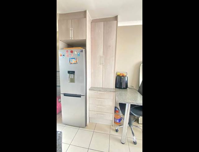 2 BEDROOM APARTMENT FOR SALE IN FLEURHOF